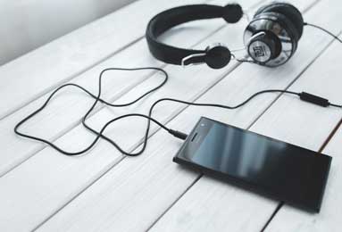 华夏幸福VS亚泰：激情对决，球星闪耀，悬念迭起的绿茵之战